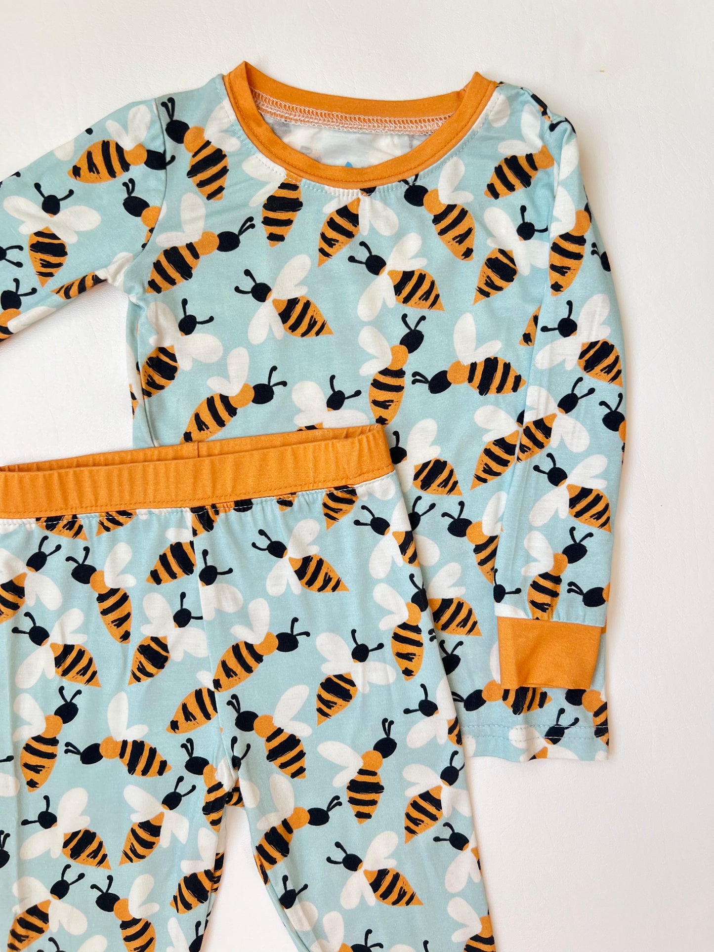 Busy Bees Bamboo Sleeper Set